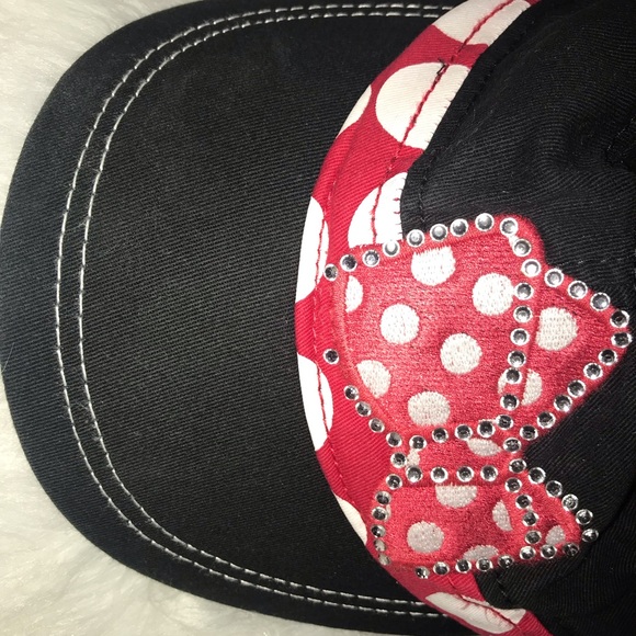 ❣️Disney Parks Minnie Mouse Graphic Edge Hat ❣️ - Picture 4 of 6
